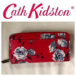 MAKE AN OFFER 🌹 Cath Kidston red wallet